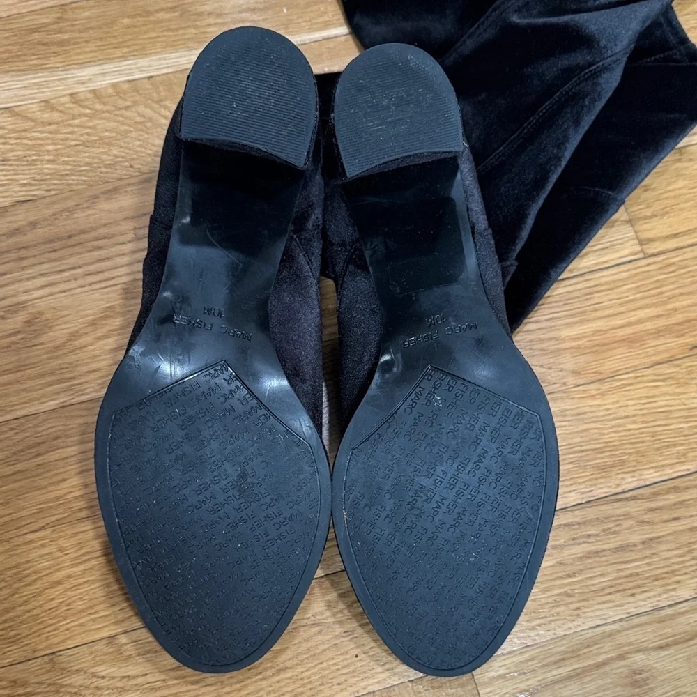 Marc Fisher elegant black